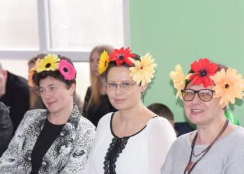 Dzień Kobiet Flower Power w ZSZ