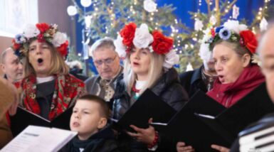 Kolędy i pastorałki rozbrzmiały we wnętrzach kościoła w Kundzinie.